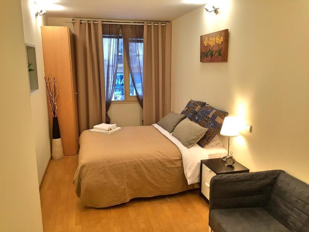Guest House Barcelona Bruc ภายนอก รูปภาพ