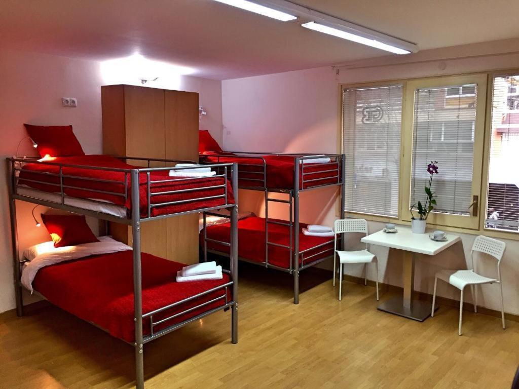 Guest House Barcelona Bruc ภายนอก รูปภาพ