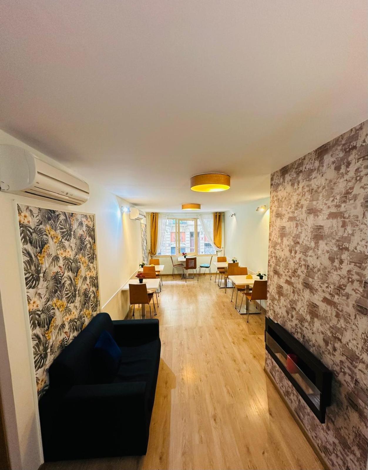 Guest House Barcelona Bruc ภายนอก รูปภาพ